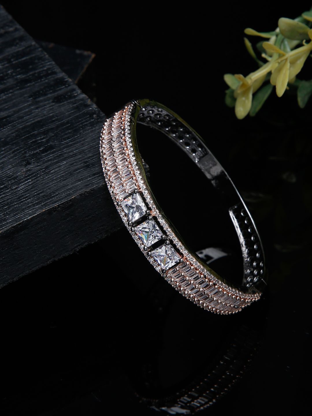 

DIVASTRI Silver-Plated Bangle-Style Bracelet