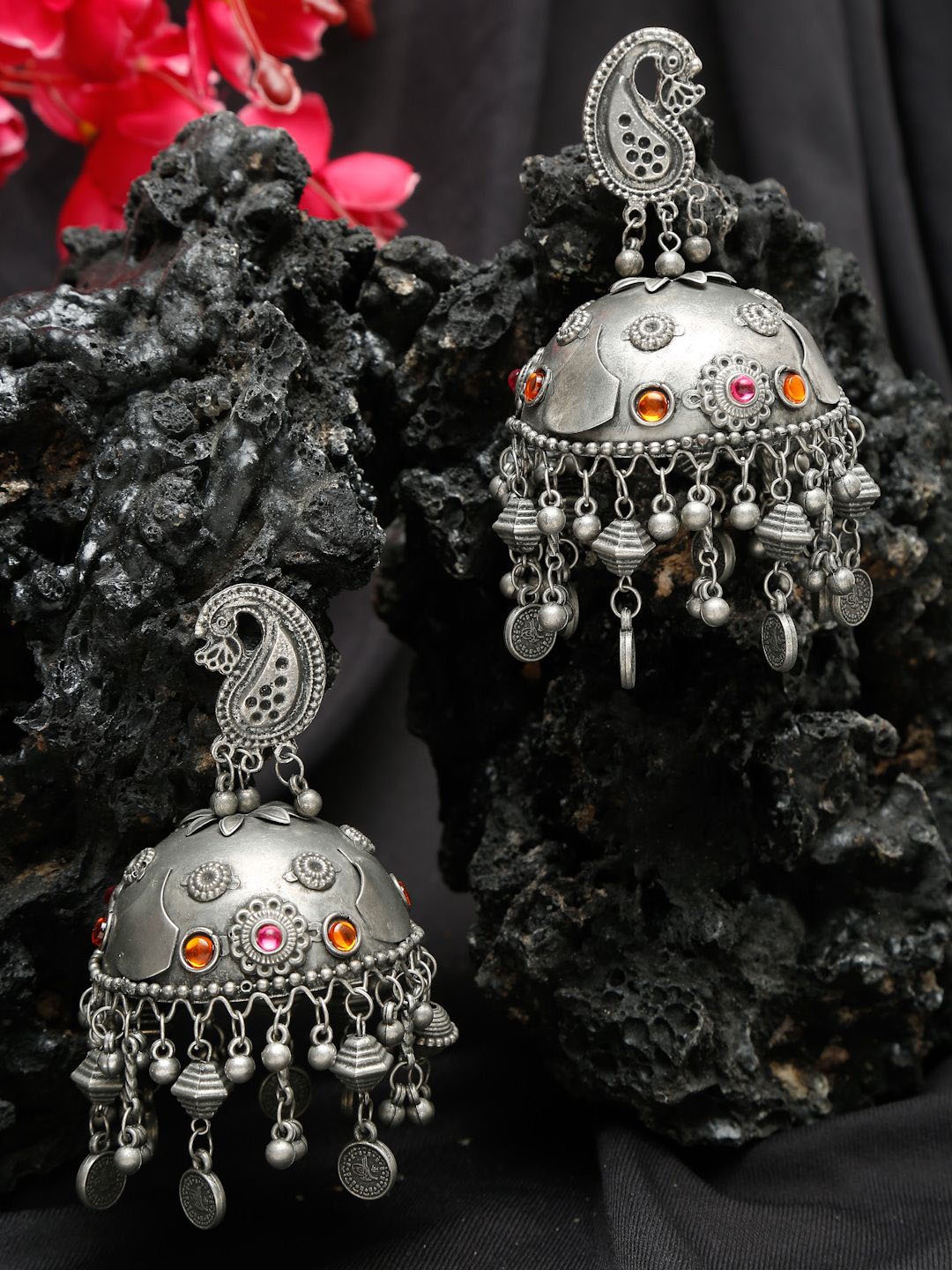 

DIVASTRI Artificial Stones Studded Dome Shaped Oxidised Jhumkas, Silver