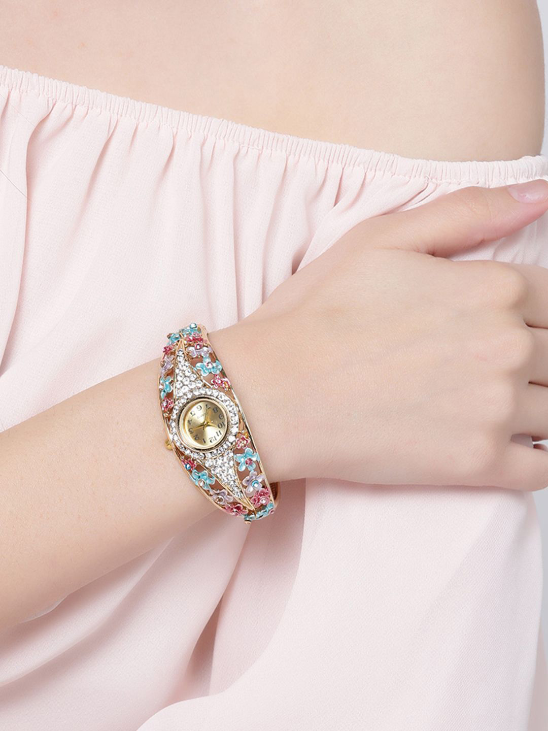 

DIVASTRI Gold-Plated Kada Bracelet