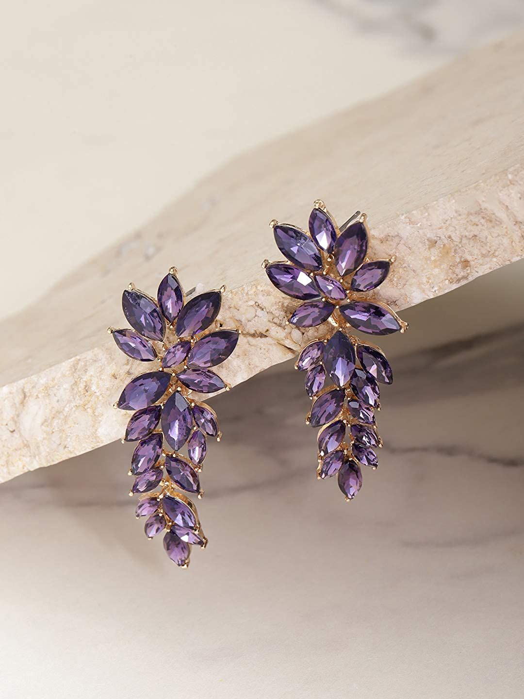 

DIVASTRI Gold-Plated Artificial Stones Studded Leaf Shaped Drop Earrings