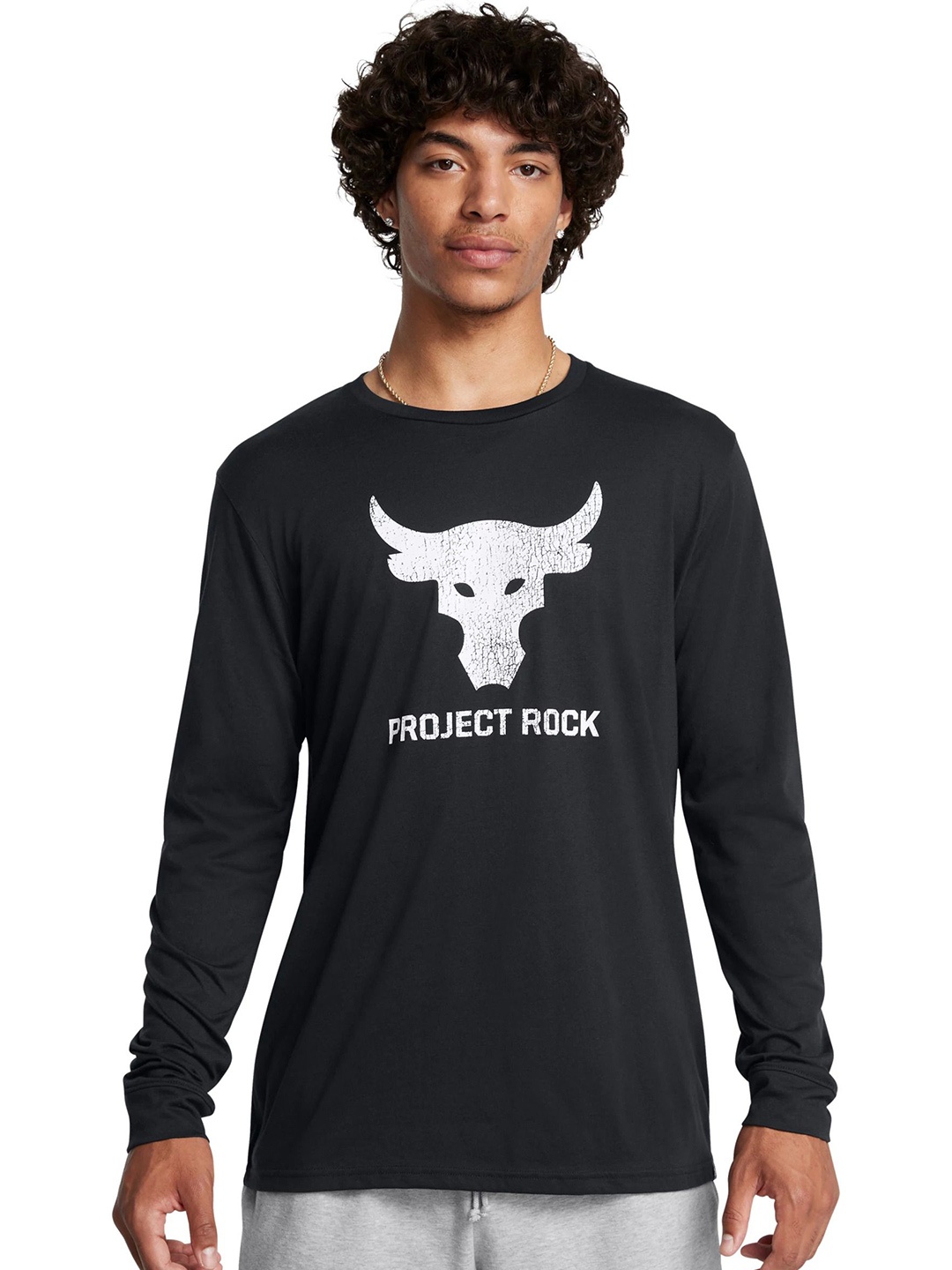 

UNDER ARMOUR Men Graphic Printed Round Neck Cotton T-shirt, Black