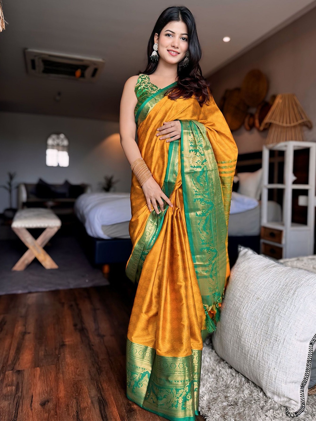 

Aika Woven Design Zari Pure Silk Kanjeevaram Saree, Yellow