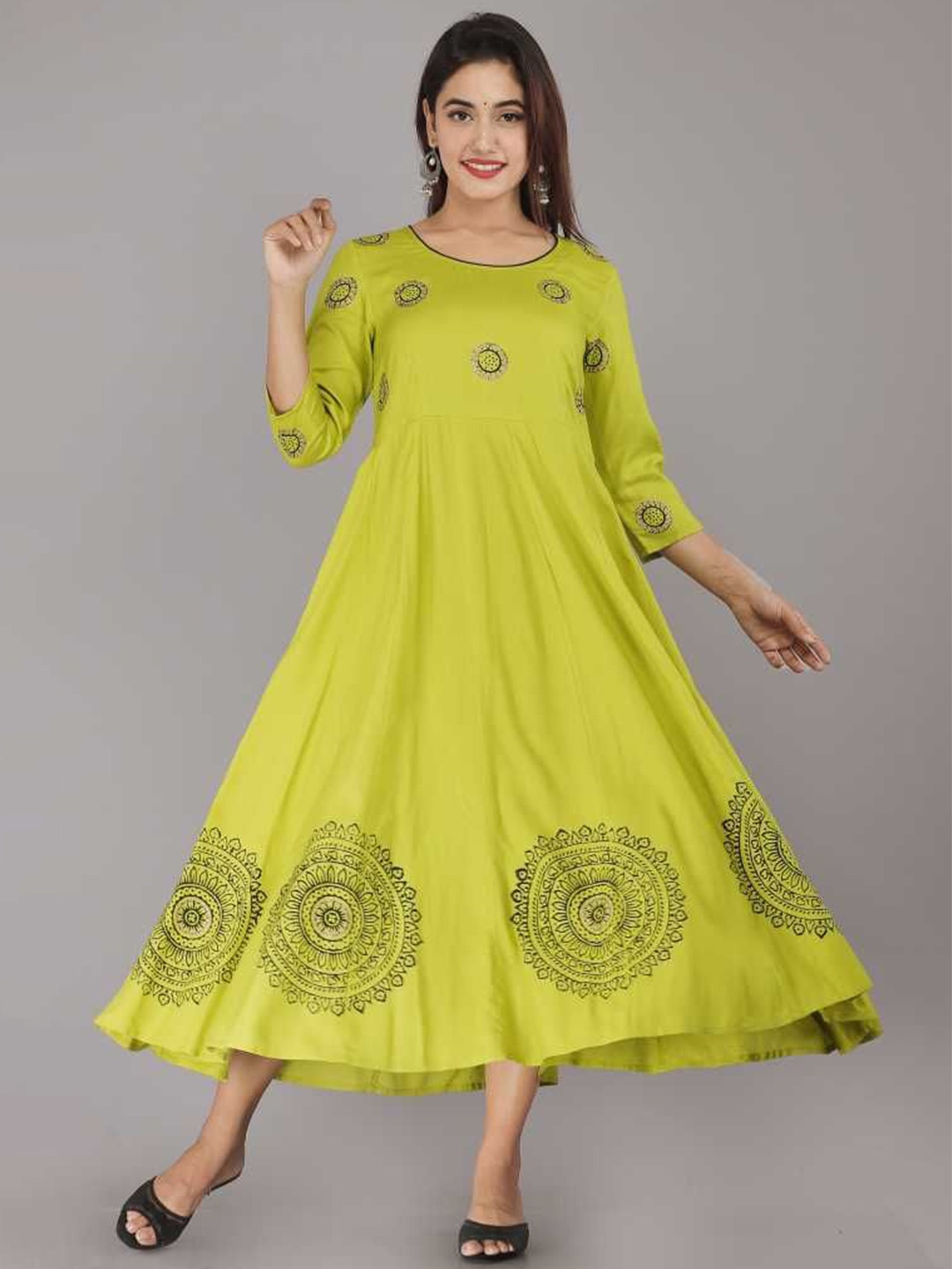 

TARANJAL Women Floral Printed Fit And Flare Midi Ethnic Dress, Green