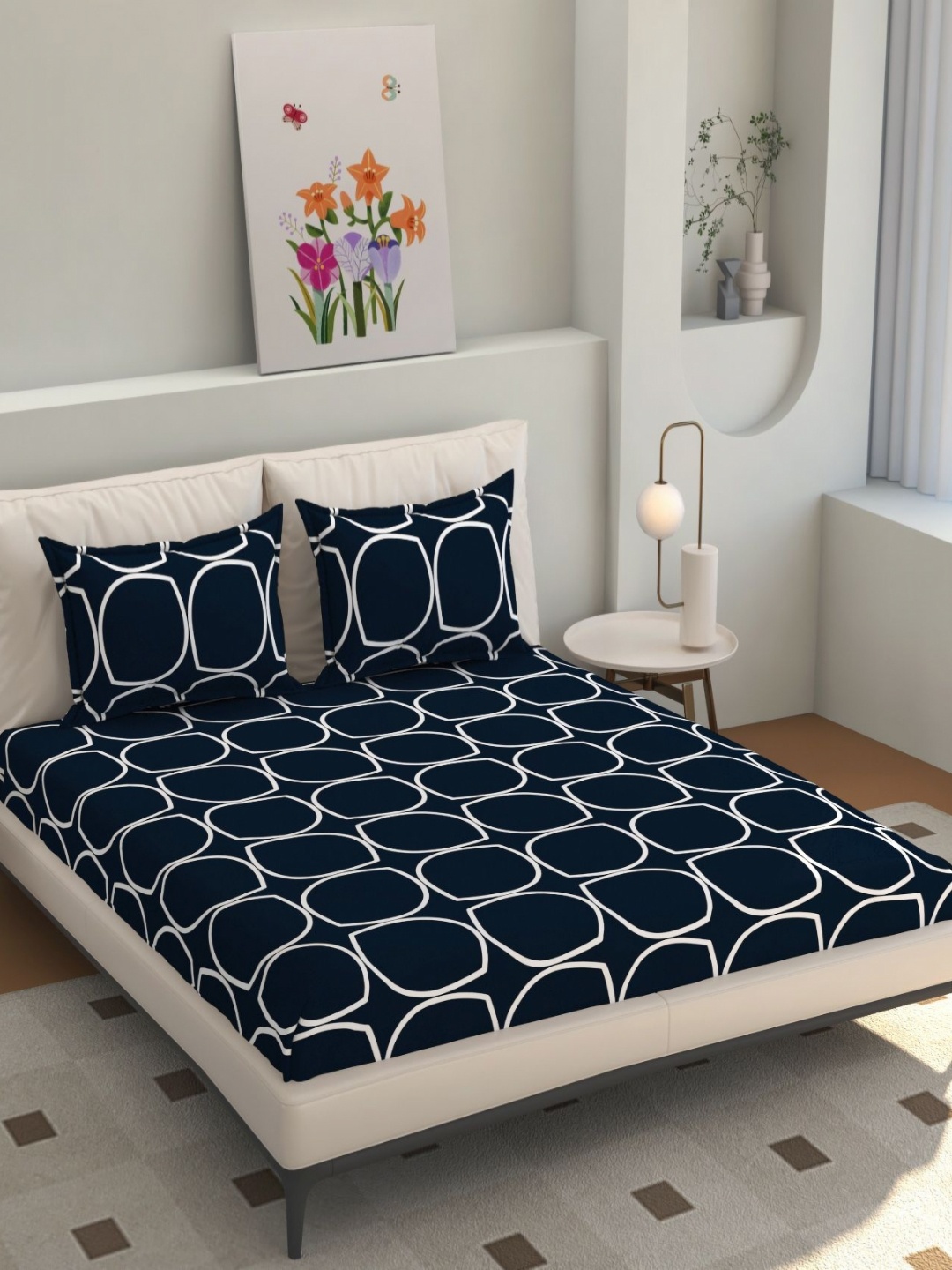 

Florida Navy Blue & White Geometric Printed 200 TC Queen Bedsheet Set 2.28 m x 2.45 m