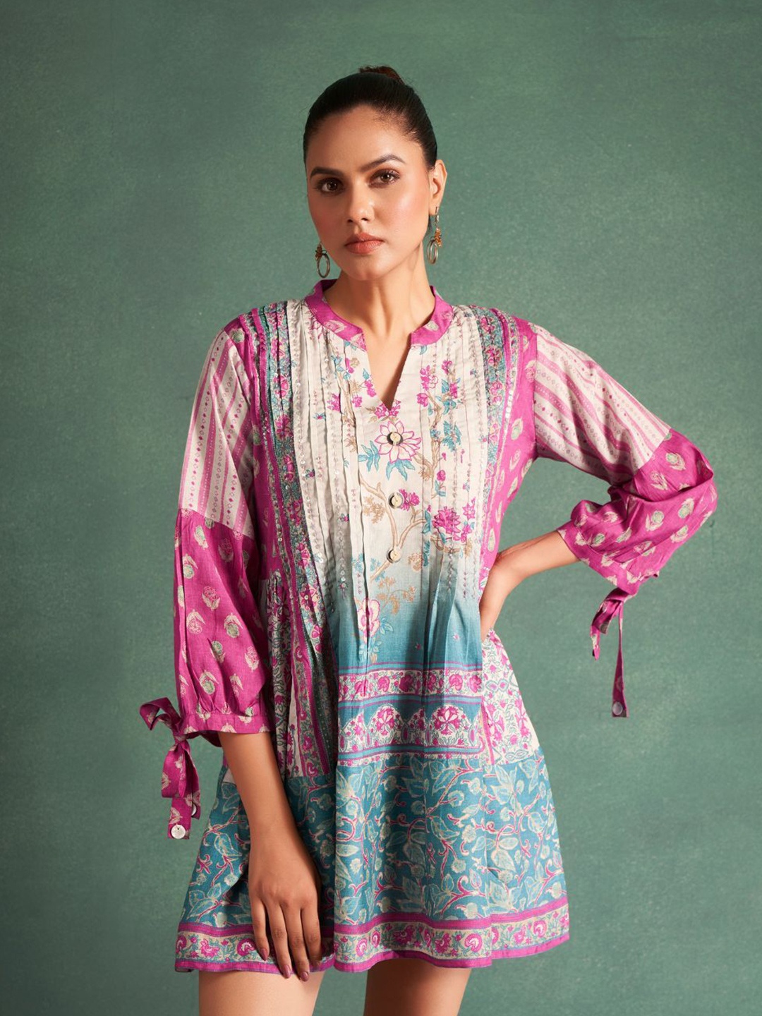 

Kaftanize Women Floral Printed & Pleated Tunic With Tie Detail Sleeve, Blue