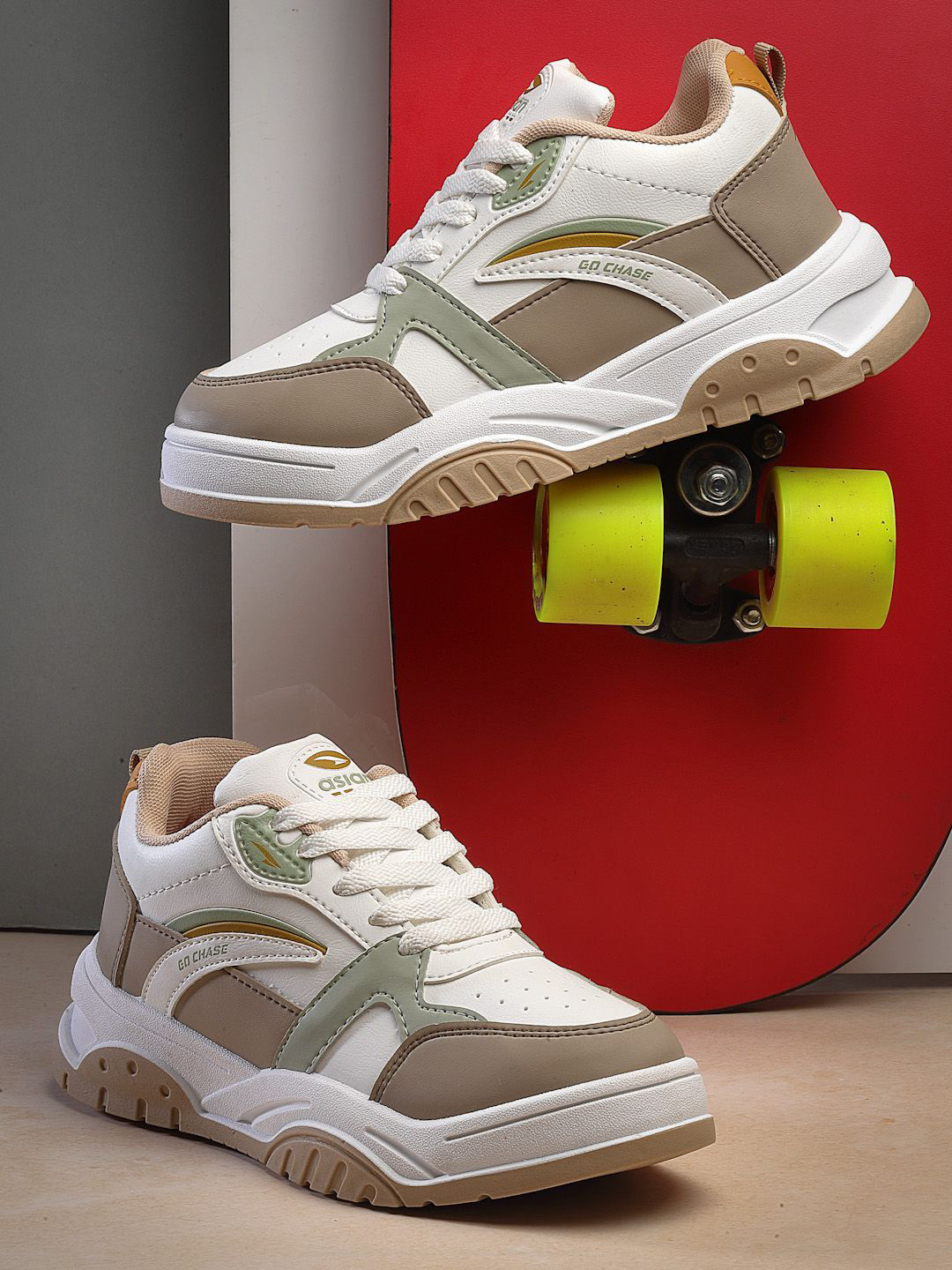 

ASIAN Women Colourblocked Round Toe Sneakers, White