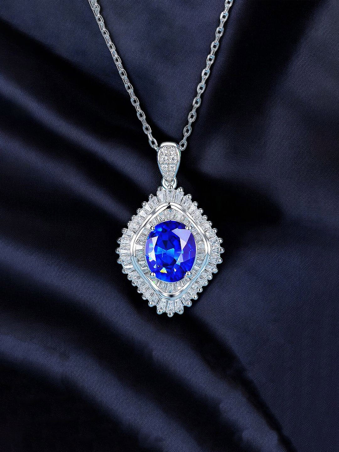 

Designs & You Silver-Plated Square Pendants with Chains