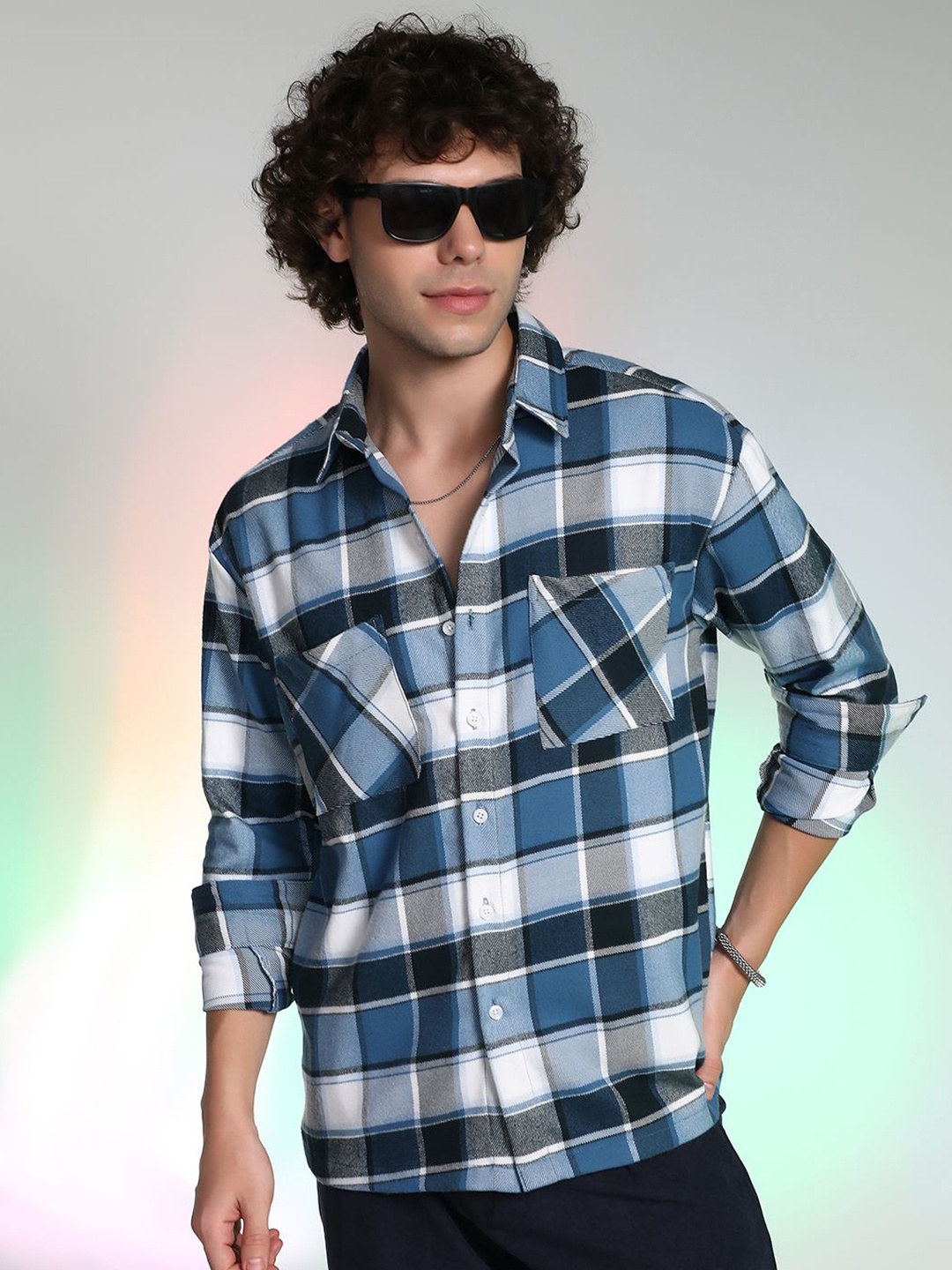 

Campus Sutra Men Comfort Relaxed Fit Spread Collar Checked Cotton Casual Shirt, Blue