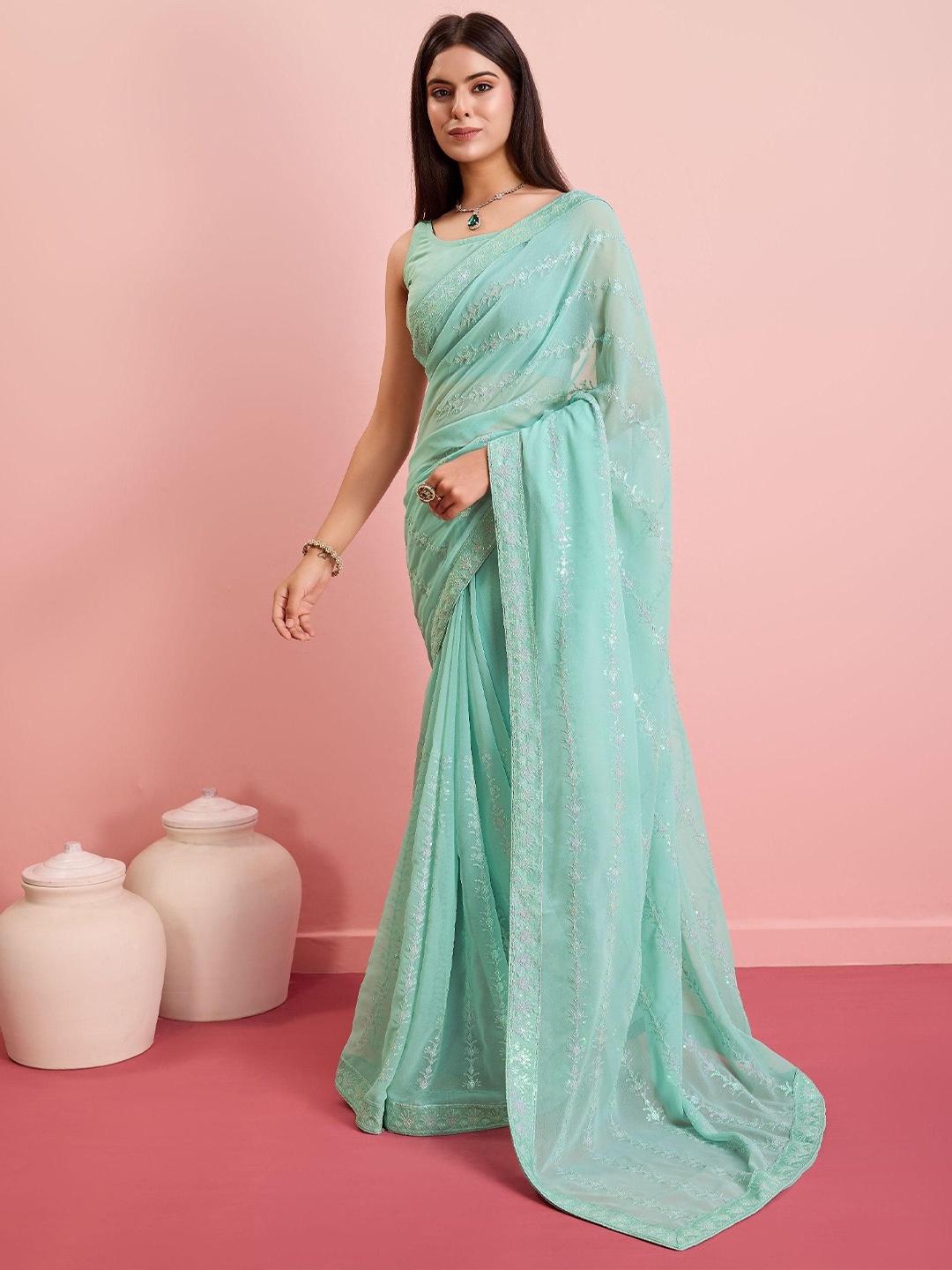 

VenderVilla Floral Embroidered Pure Georgette Saree, Blue
