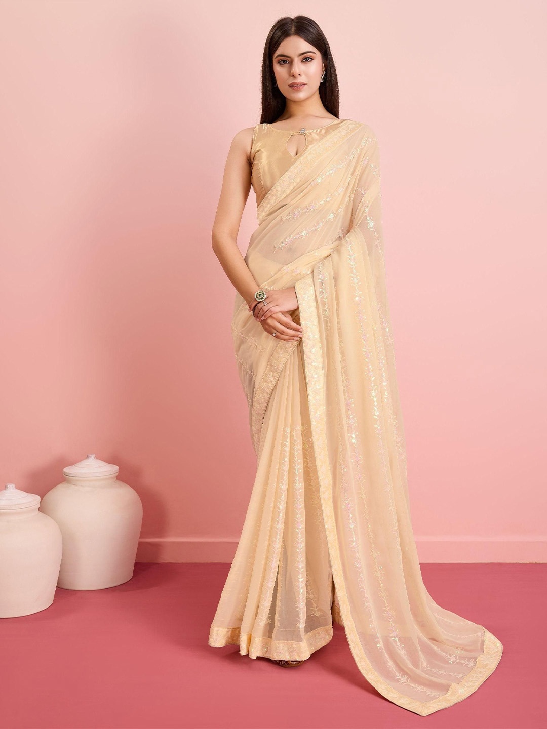 

VenderVilla Floral Embroidered Sequinned Pure Georgette Saree, Cream