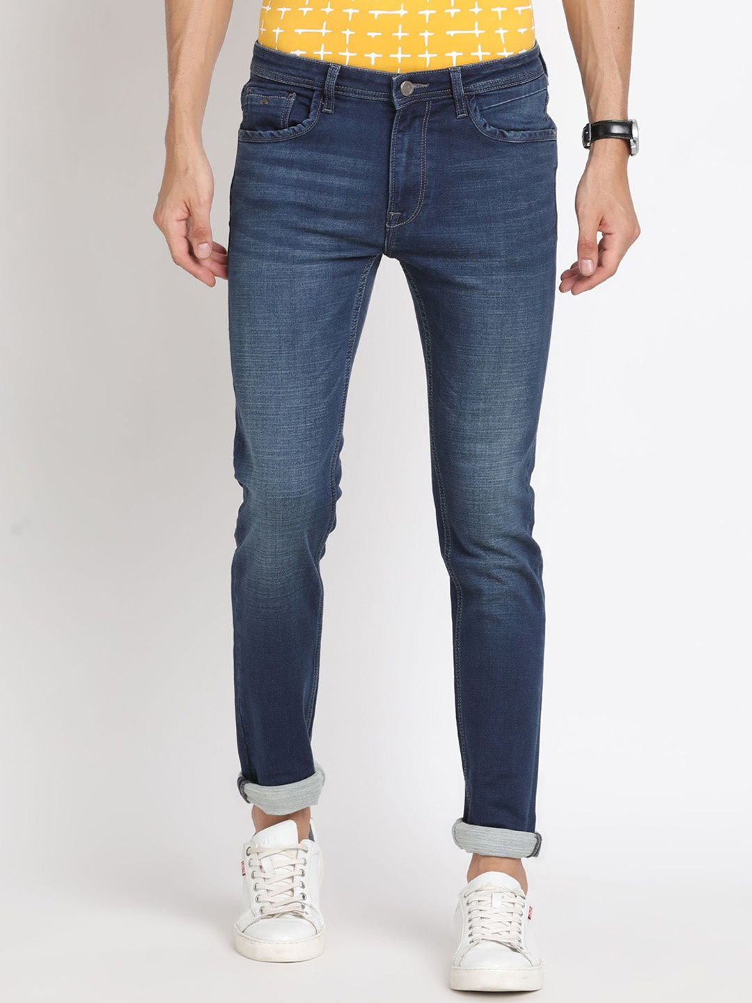 

Turtle Men Narrow Tapered Fit Light Fade Stretchable Jeans, Blue