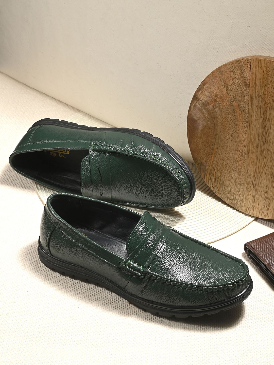 

The Roadster Lifestyle Co. Men Textured Round Toe Loafers, Green