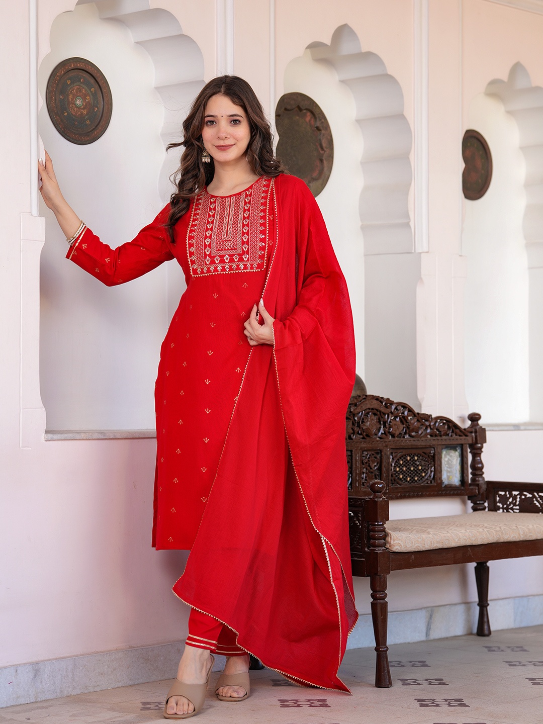 

BKApparels Floral Embroidered Sequinned Straight Kurta With Trousers And Dupatta, Red