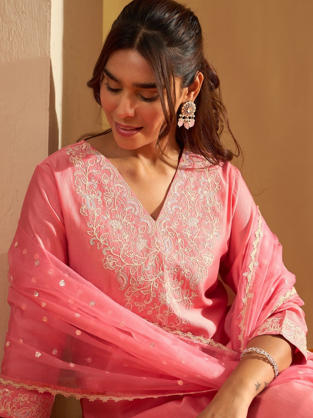 

Indo Era Floral Embroidered Liva V-Neck Straight Kurta With Trousers And Dupatta, Pink