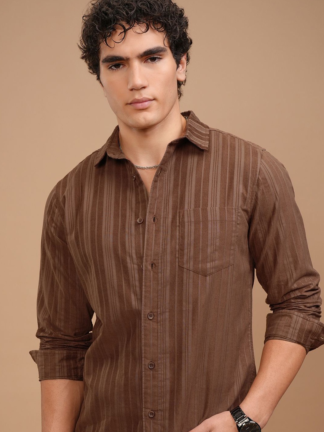 

HIGHLANDER Men Corduory Textured Casual Slim Fit Shirt, Brown