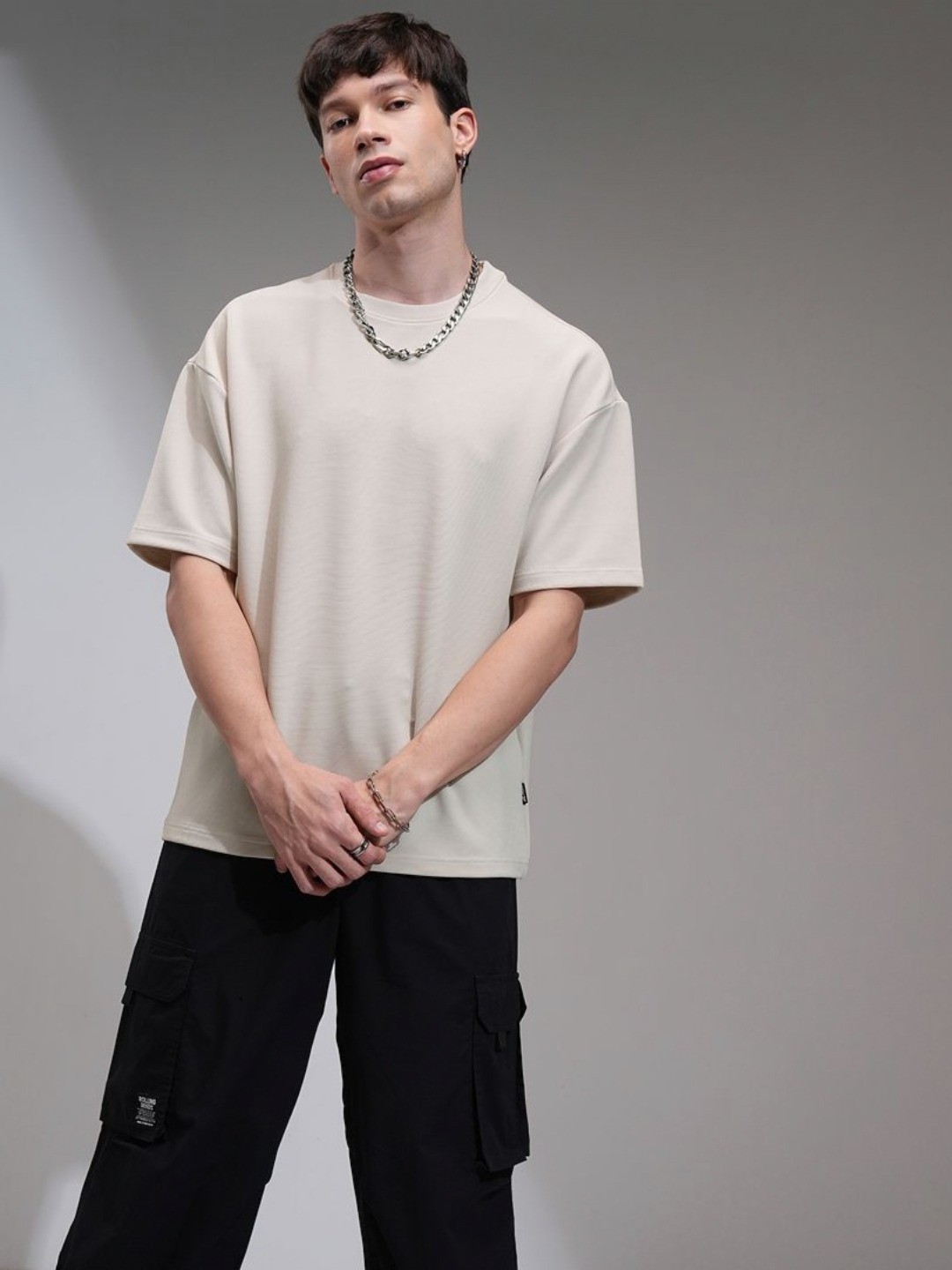 

HIGHLANDER Men Round Neck Knitted Textured Oversized T-Shirt, Cream
