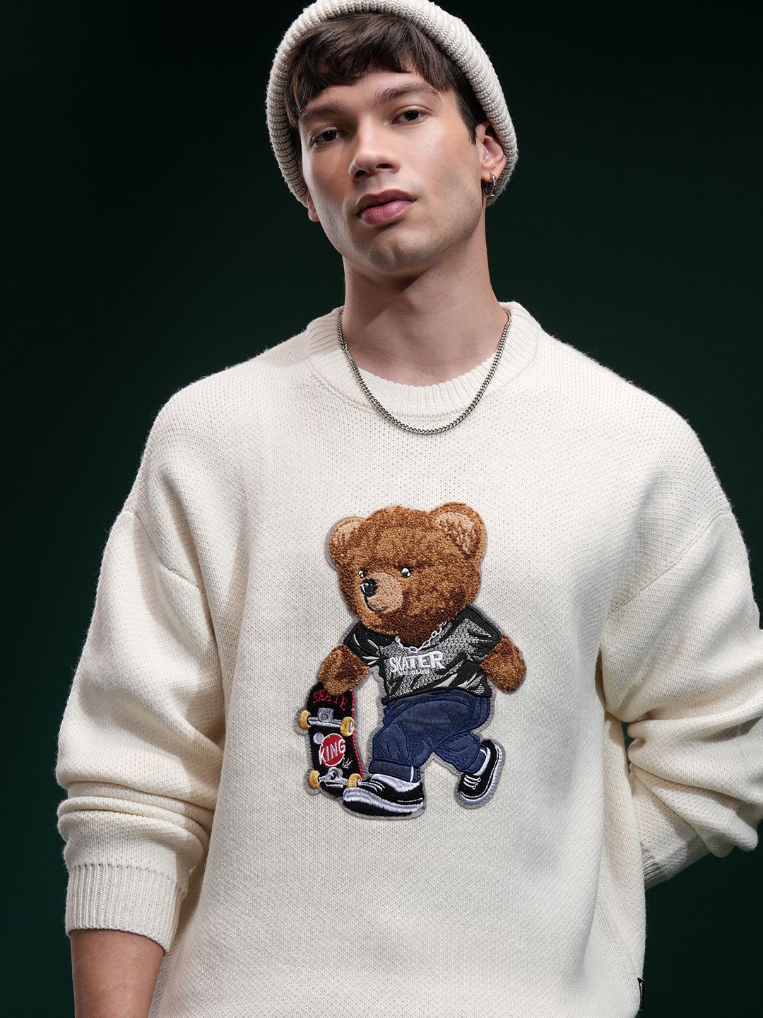 

HIGHLANDER Men Embellished Round Neck Sweater, Off white