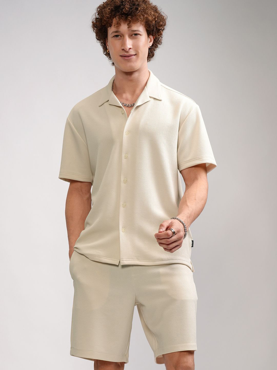 

HIGHLANDER Men Cuban Collar Textured Relaxed Shirt With Loose With Shorts, Cream