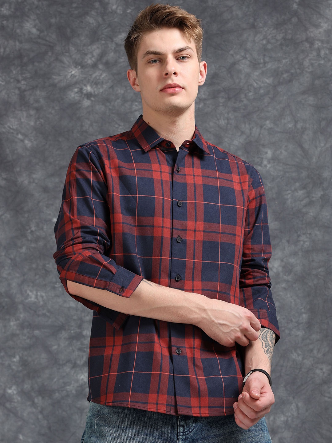 

StitchX Men Full Sleeve Checkered Cotton Spread Collar Casual Shirt, Navy blue