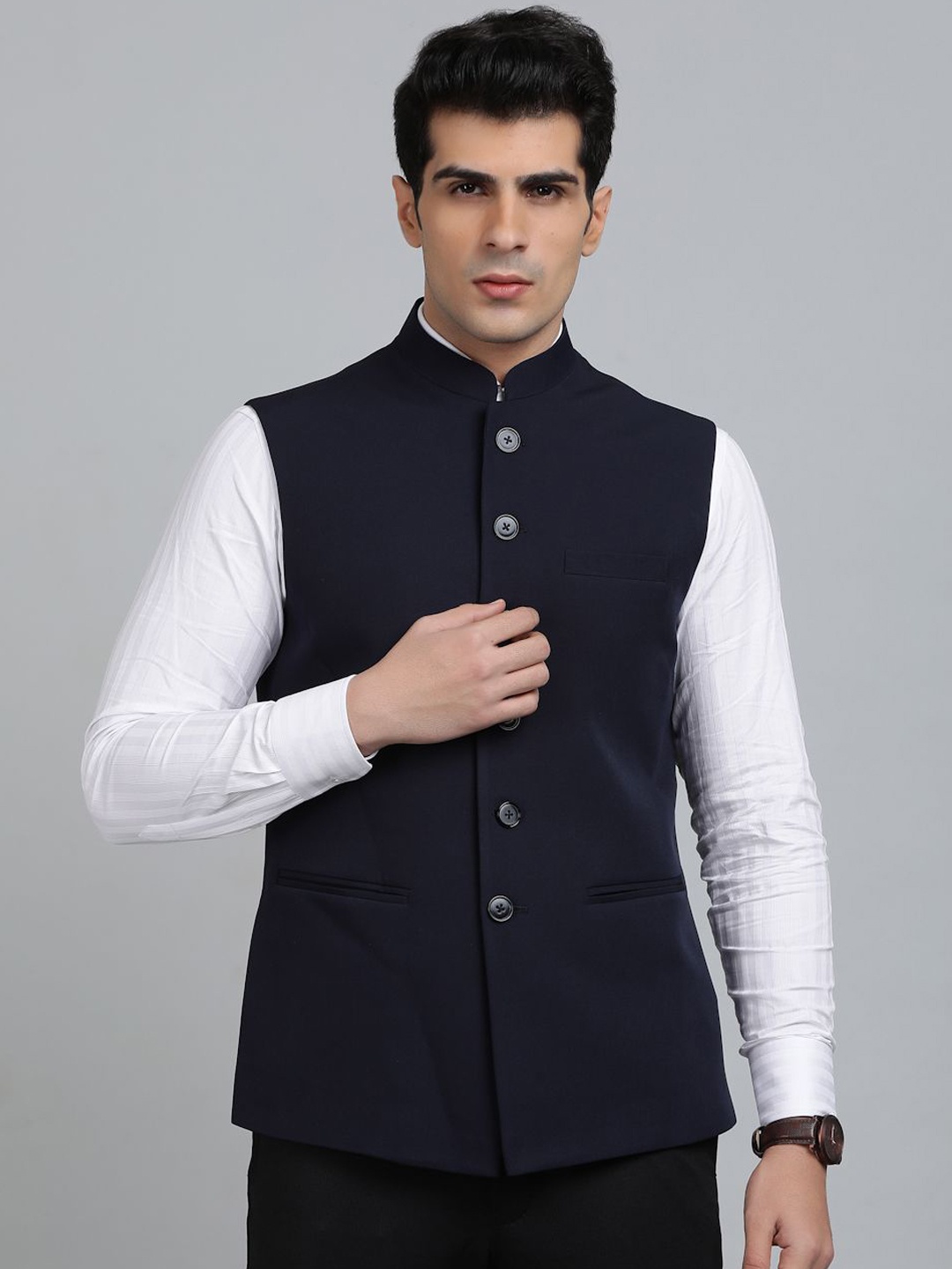 

Greenfibre Men Mandarin Collar Solid Woollen Casual Tailored Jacket, Black