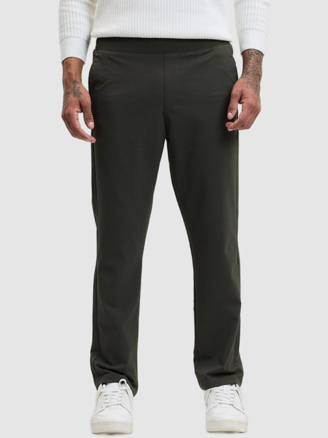 

Snitch Men Olive Green Classic Mid-Rise Regular Fit Trousers