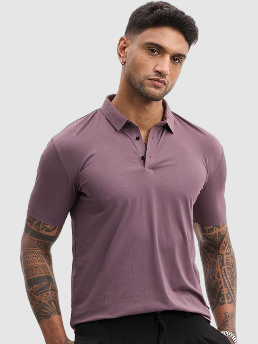 

Snitch Mauve Self Design Polo Collar Slim Fit Casual T-shirt