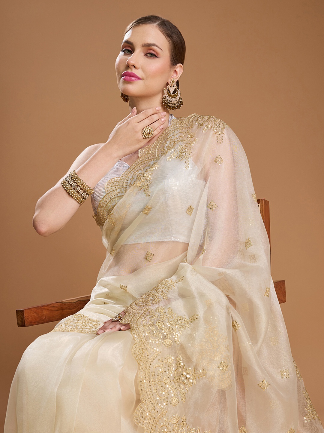 

House of Pataudi Embellished Embroidered Organza Border Saree with Unstiched Blouse, Cream