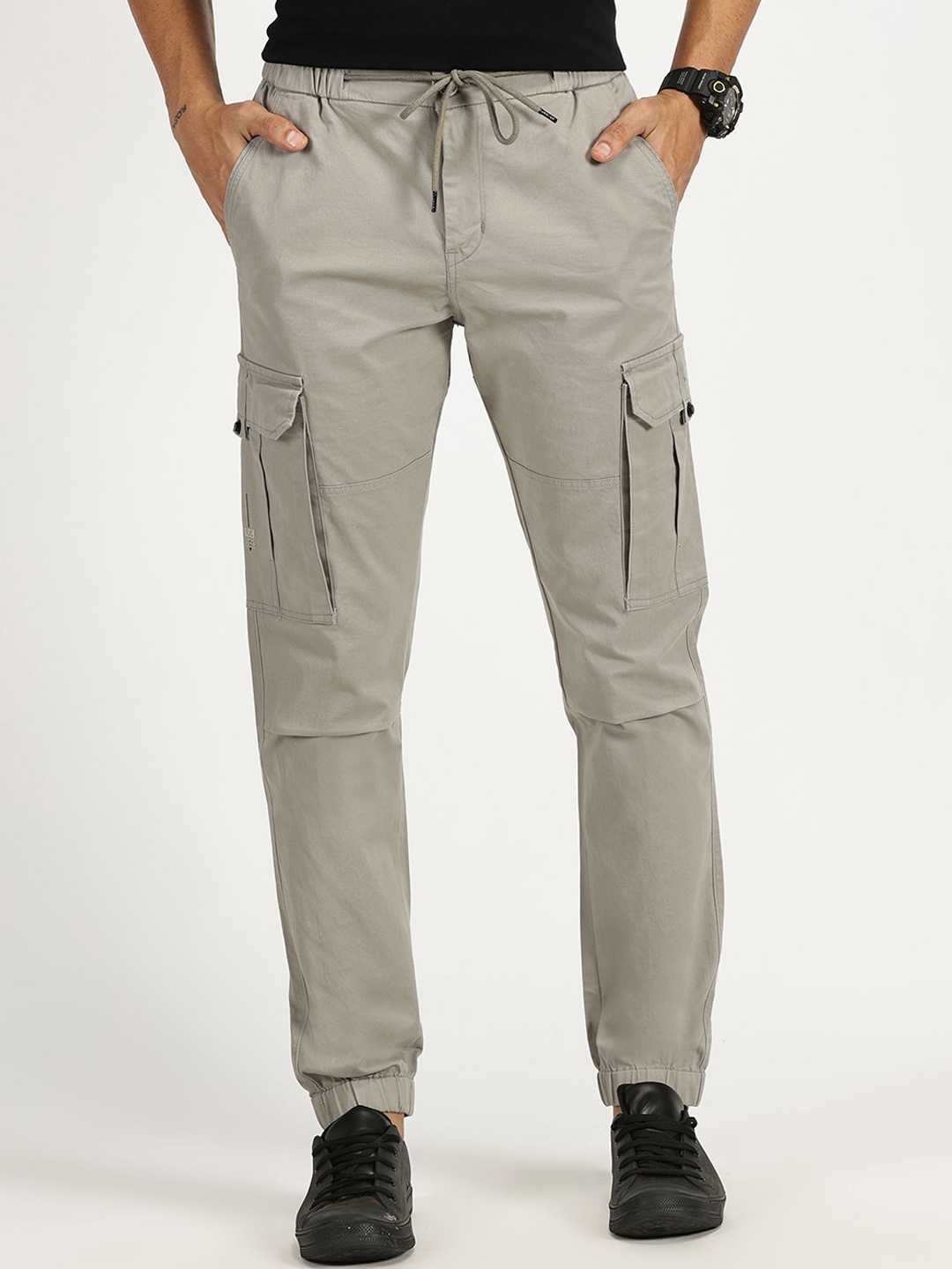 

RAVINIK Men Smart High-Rise Regular Fit Pure Cotton Cargo Joggers, Grey