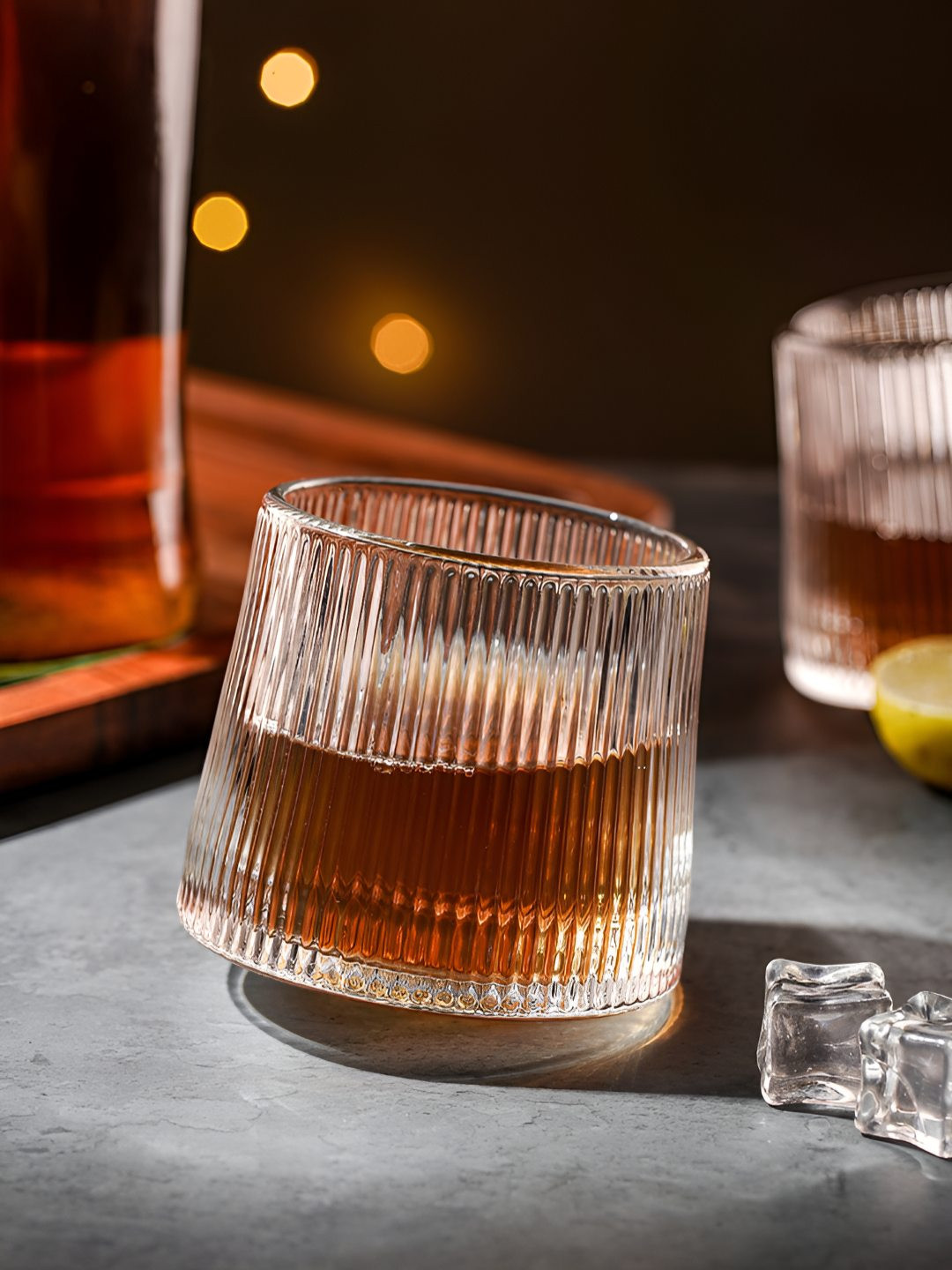 

ceradeco Transparent 6 Pieces Geometric Rotating Liner Shaped Bar Glasses 180 ml