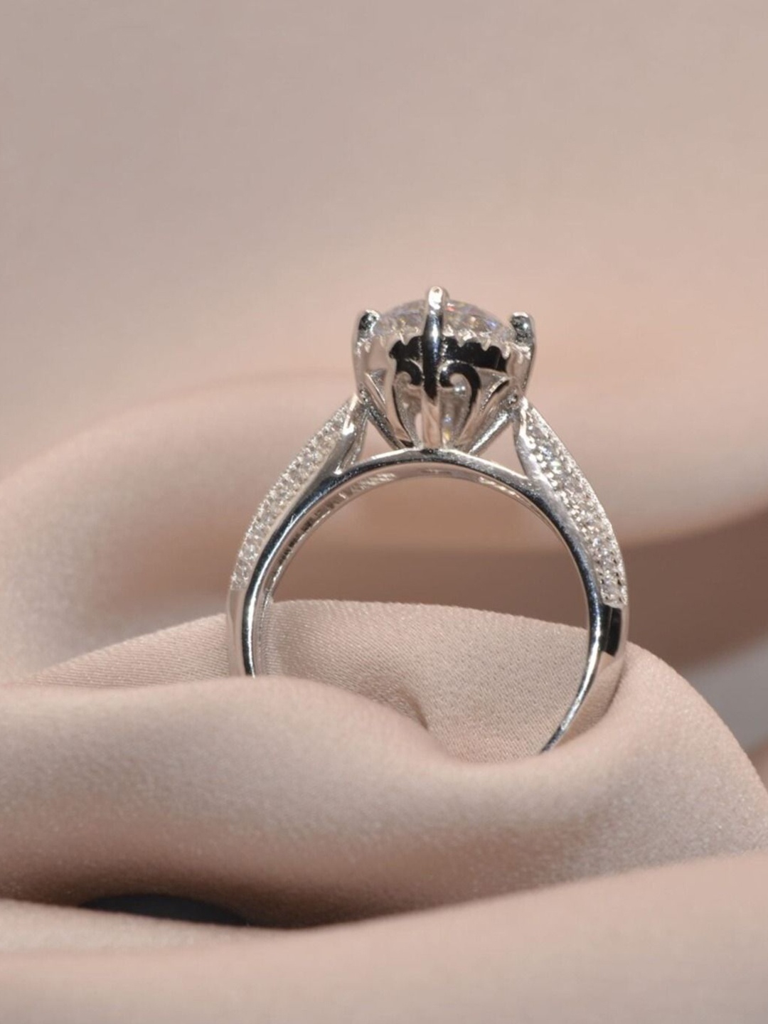 

Luxevogue Sterling Silver Rhodium-Plated Cubic Zirconia Majestic Stone Sparkle Finger Ring