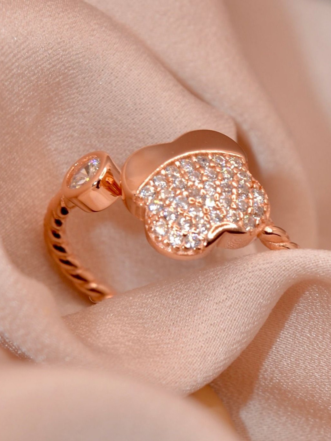 

Luxevogue Sterling Silver Rose Gold-Plated Cubic Zirconia-Stone Studded Flower Finger Ring