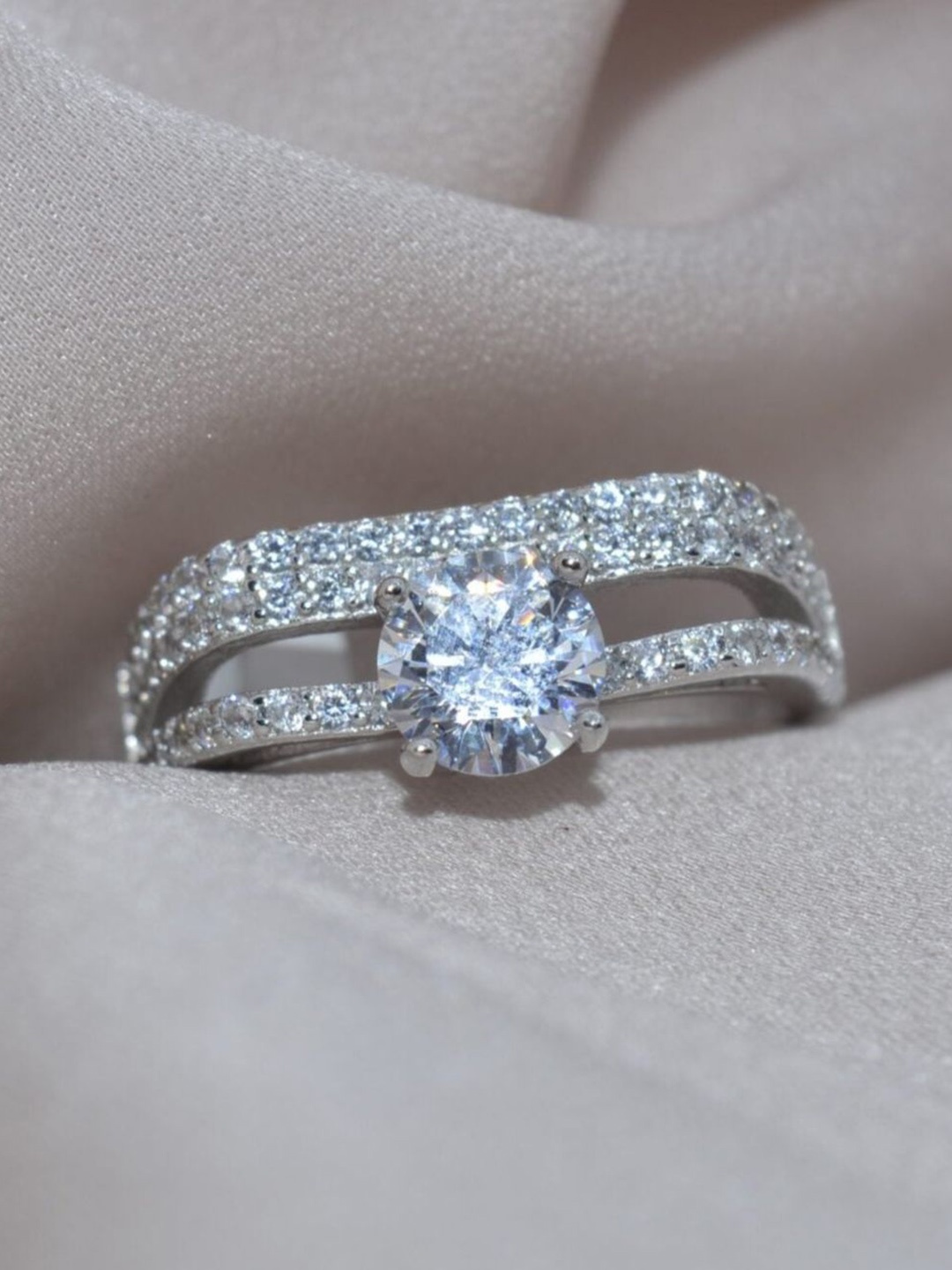 

Luxevogue Sterling Silver Rhodium-Plated Cubic Zirconia-Stone Studded Sparkle Finger Ring