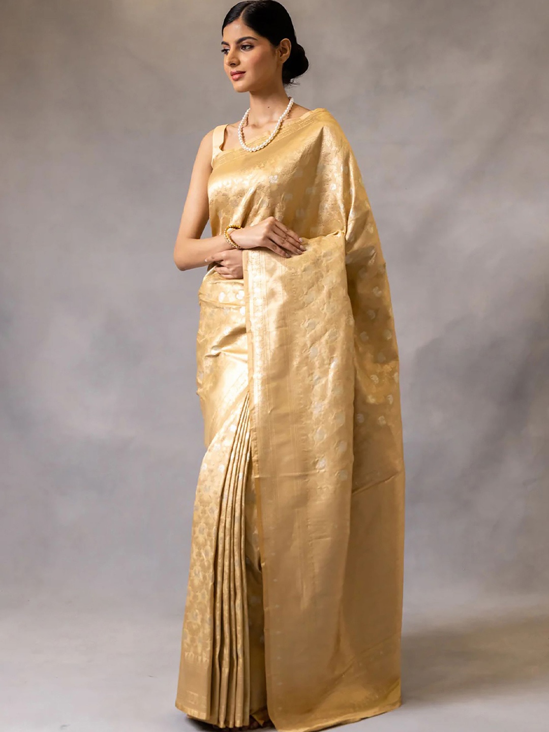 

KALINI Woven Design Banarasi Saree, Beige