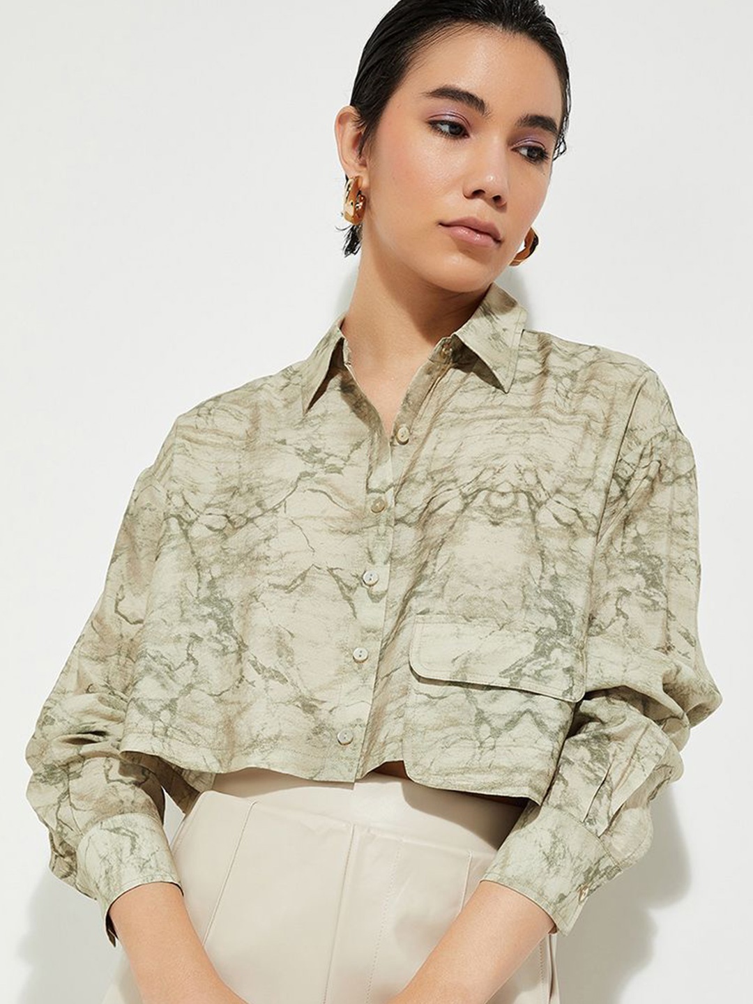 

MAX URB_N Women Printed Crop Shirt, Beige