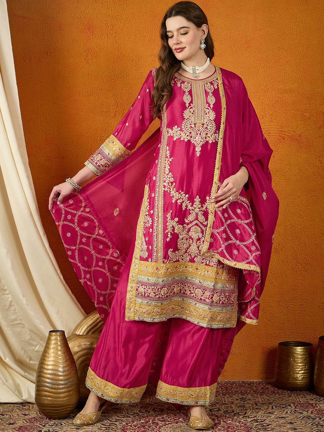 

Miss Ethnik Ethnic Motifs Sequinned Embroidered Straight Kurta With Palazzo And Dupatta, Pink