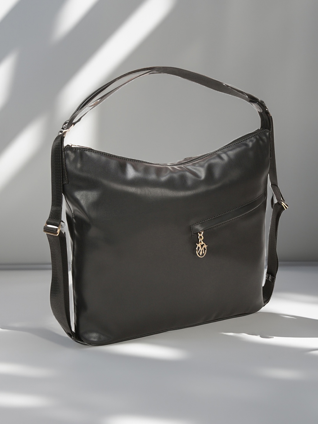 

Monrow Women Solid Structured Shoulder Bag, Black
