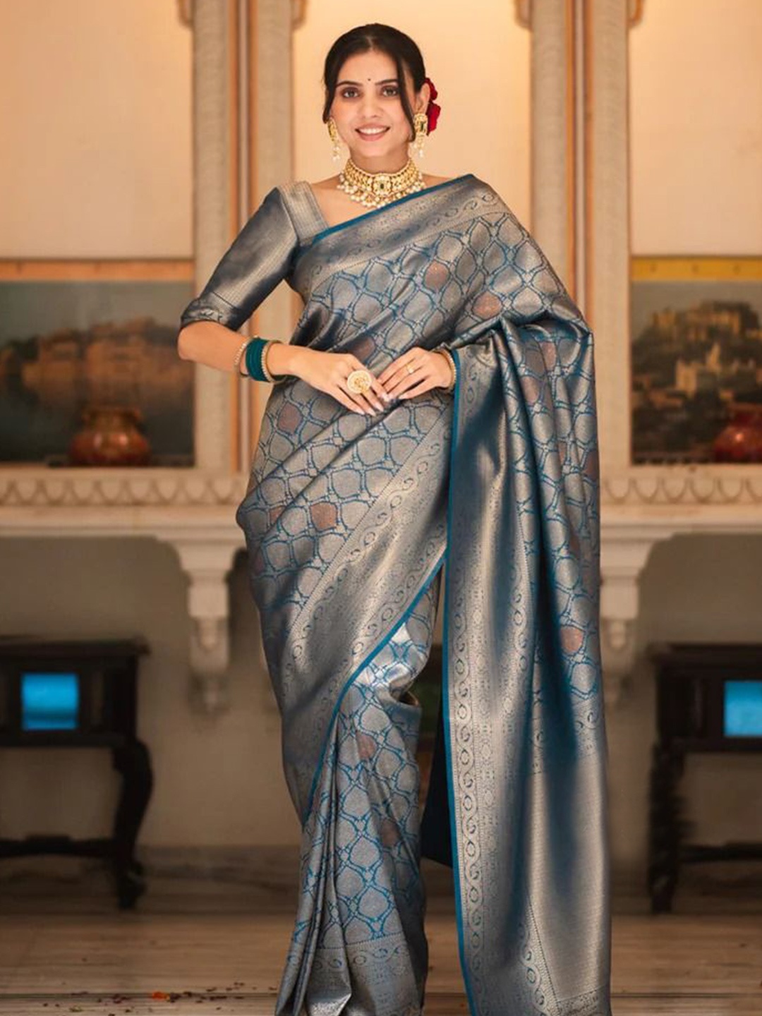 

revika Woven Design Pure Silk Kanjeevaram Saree, Blue