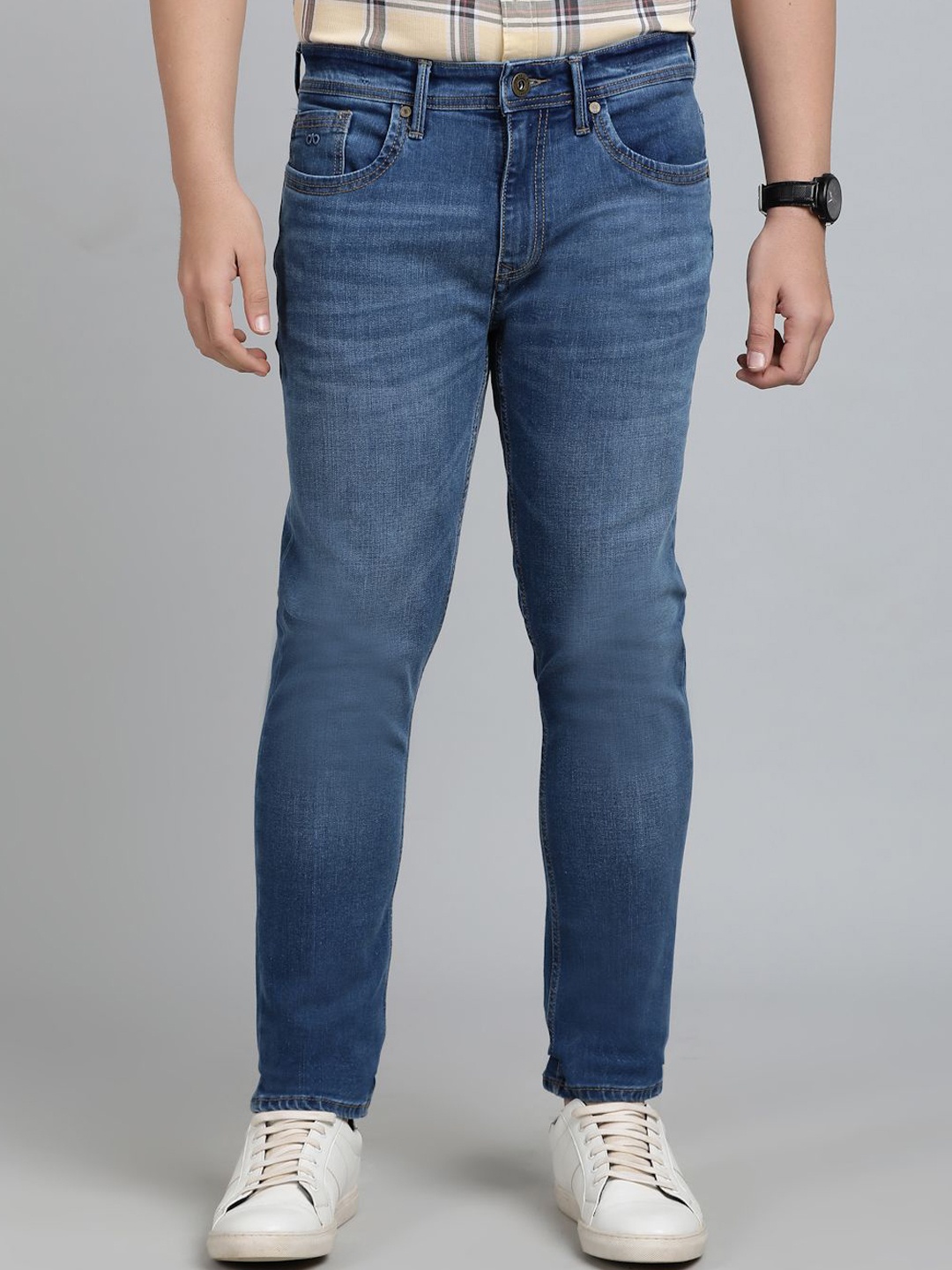

JADE BLUE Men Cotton Slim Fit Mildly Distressed Light Fade Stretchable Jeans