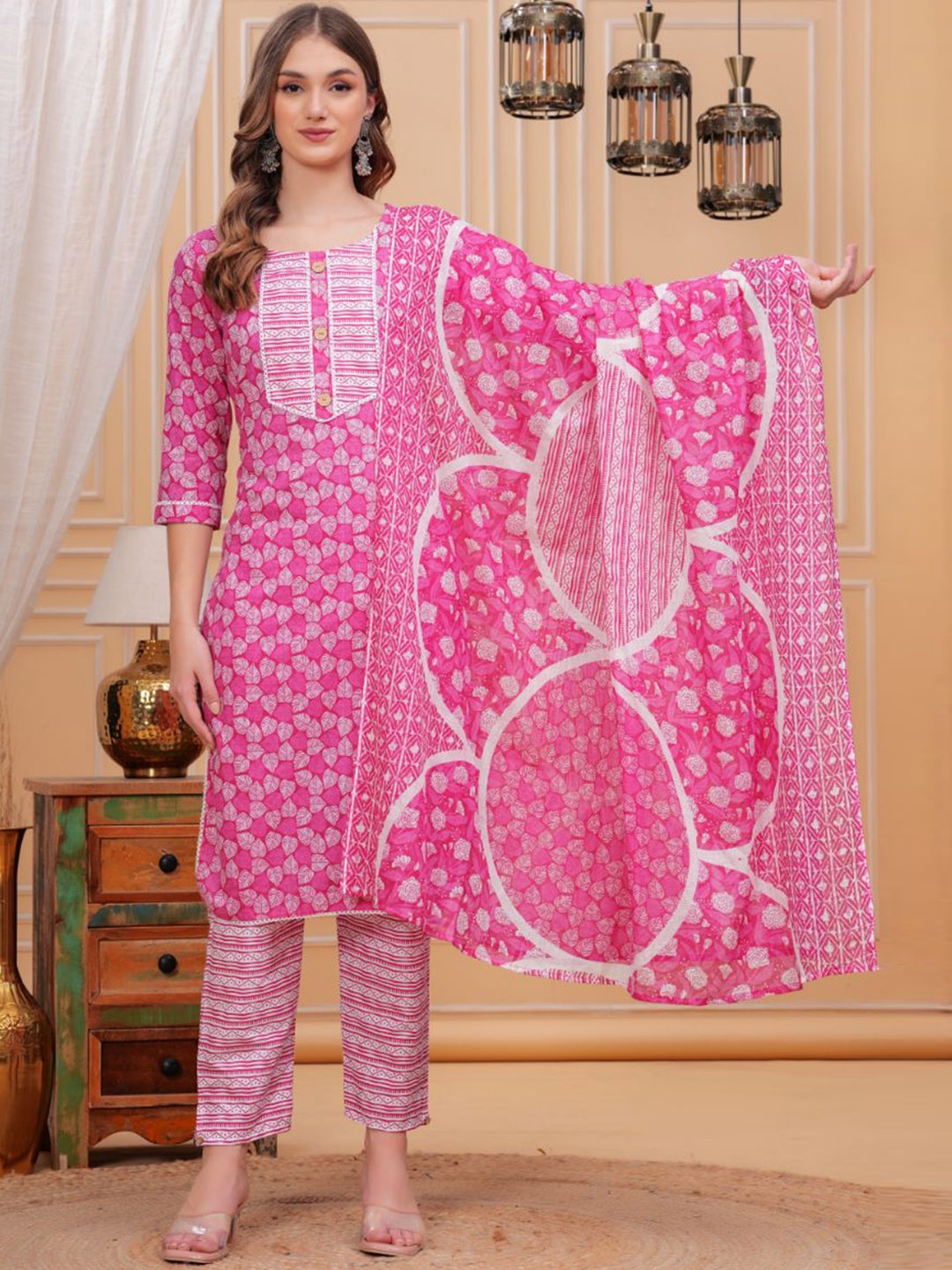 

HIGHLIGHT FASHION EXPORT Floral Printed Pure Cotton Straight Kurta With Trouser & Dupatta, Pink