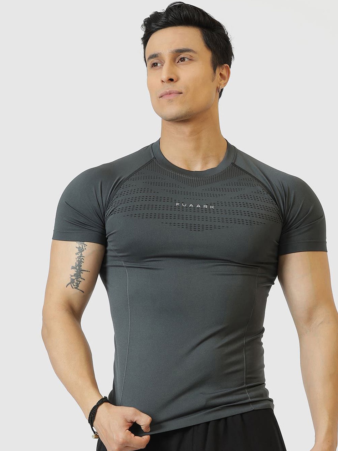 

FUAARK Men Anti Odour Brand Logo Printed Round Neck Compression T-shirt, Grey