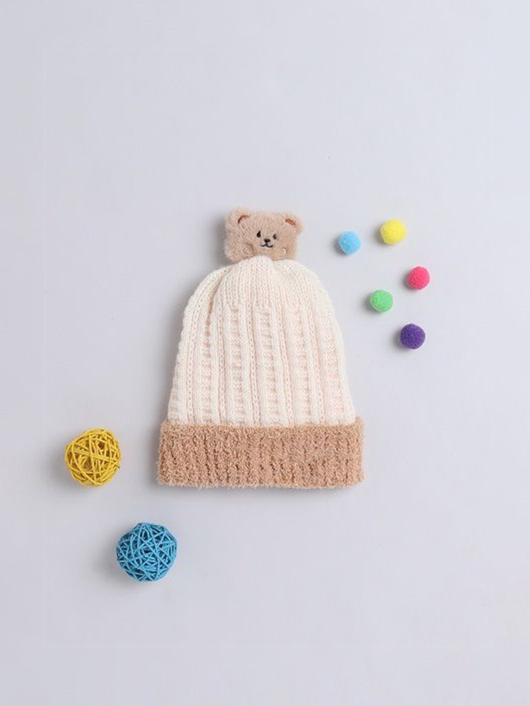 

The Magic Wand Girls Self Design Woollen Beanie, Off white