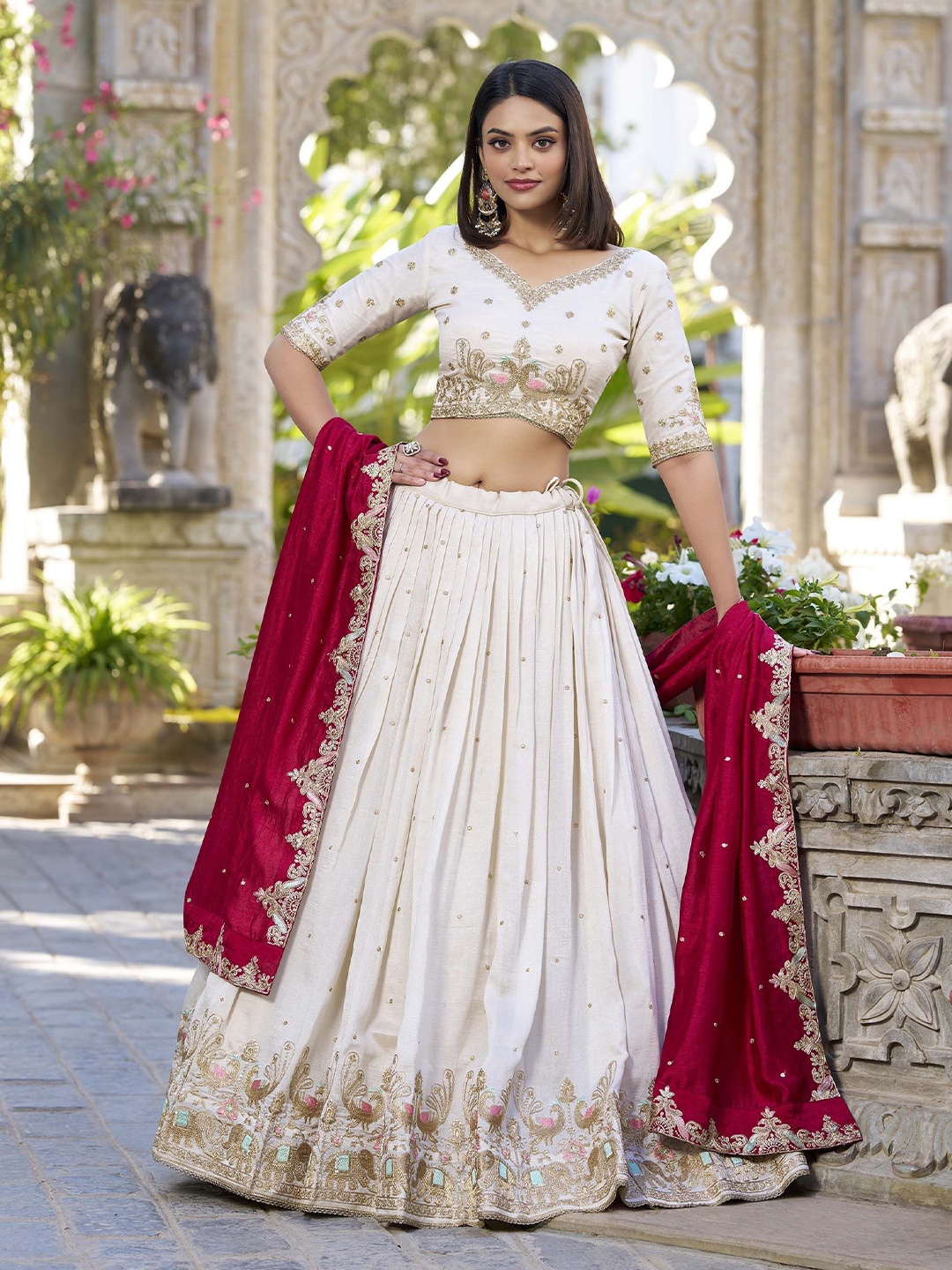 

LOOKNBOOK ART Embroidered Ready to Wear Lehenga & Unstitched Blouse With Dupatta, Off white