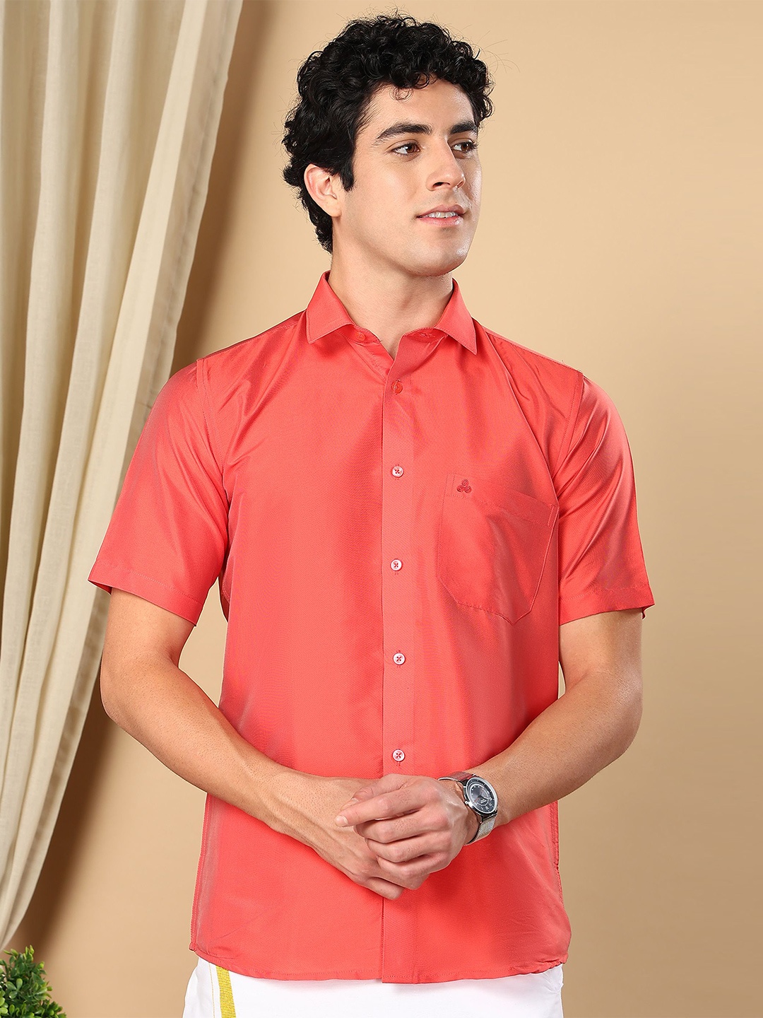 

TATTVA Men Classic Slim Fit Spread Collar Solid Casual Shirt, Red