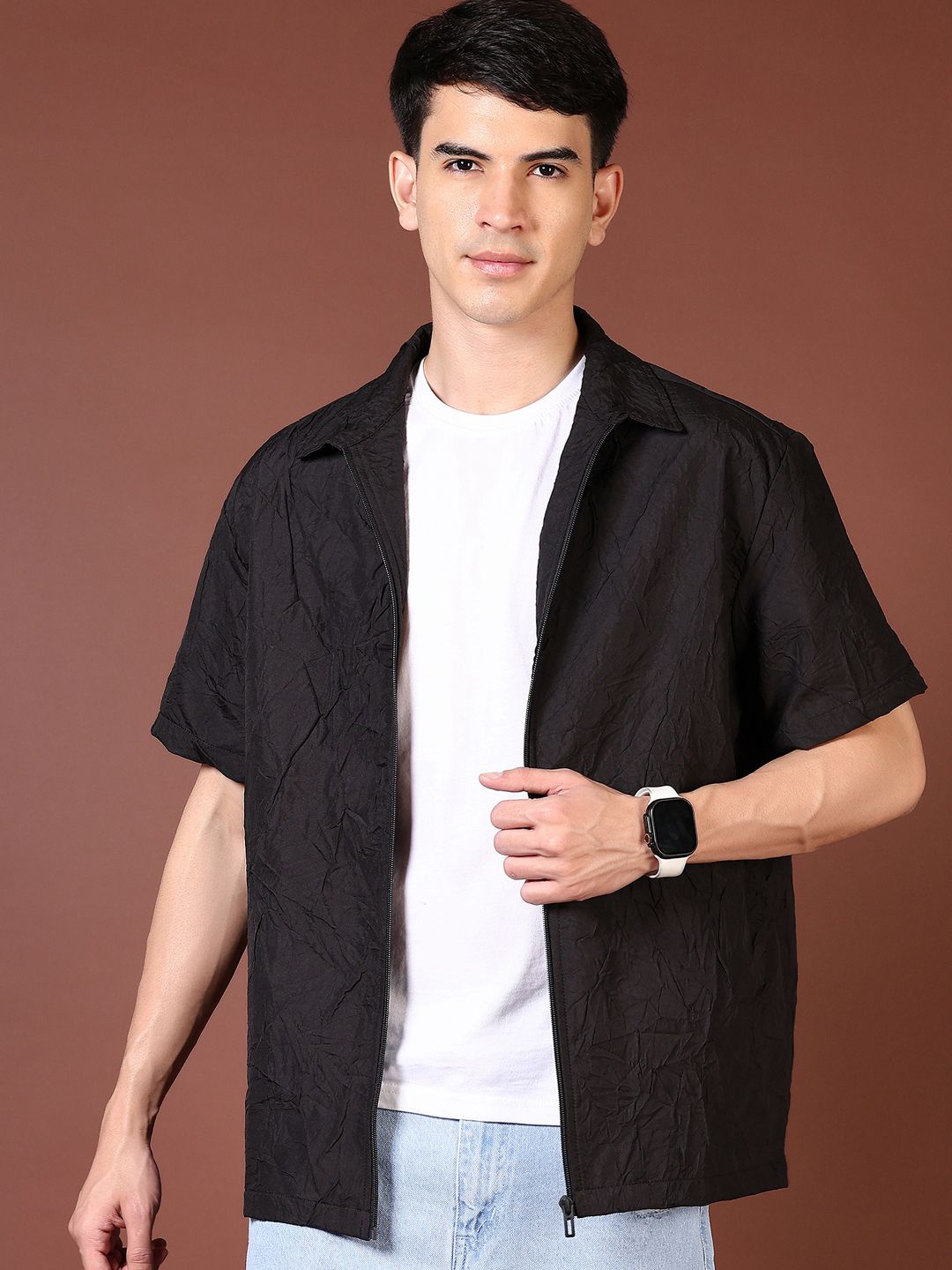 

V-Mart Men Boxy Fit Spread Collar Textured Cotton Casual Shirt, Black