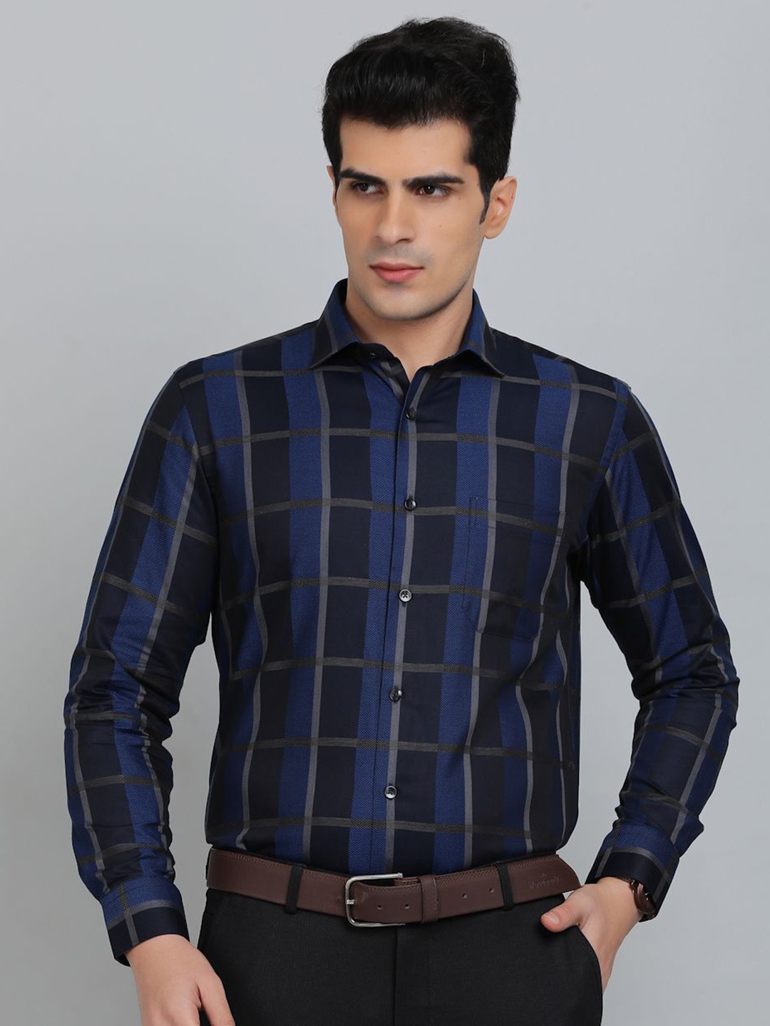 

METAL Men Slim Fit Spread Collar Tartan Checked Cotton Formal Shirt, Navy blue
