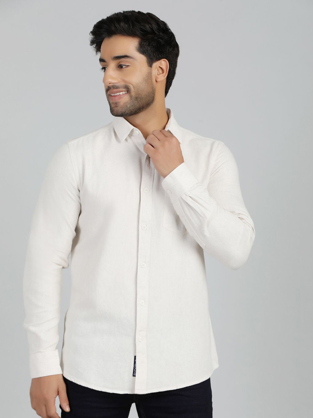 

JADE BLUE Men Slim Fit Spread Collar Solid Cotton Casual Shirt, White