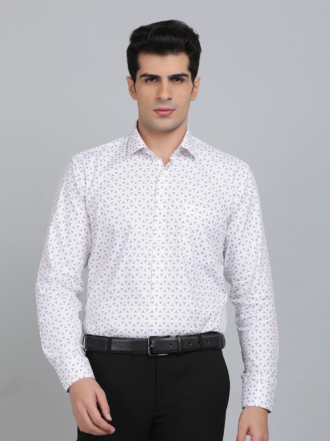 

JADE BLUE Men Spread Collar Geometric Printed Cotton Formal Shirt, White