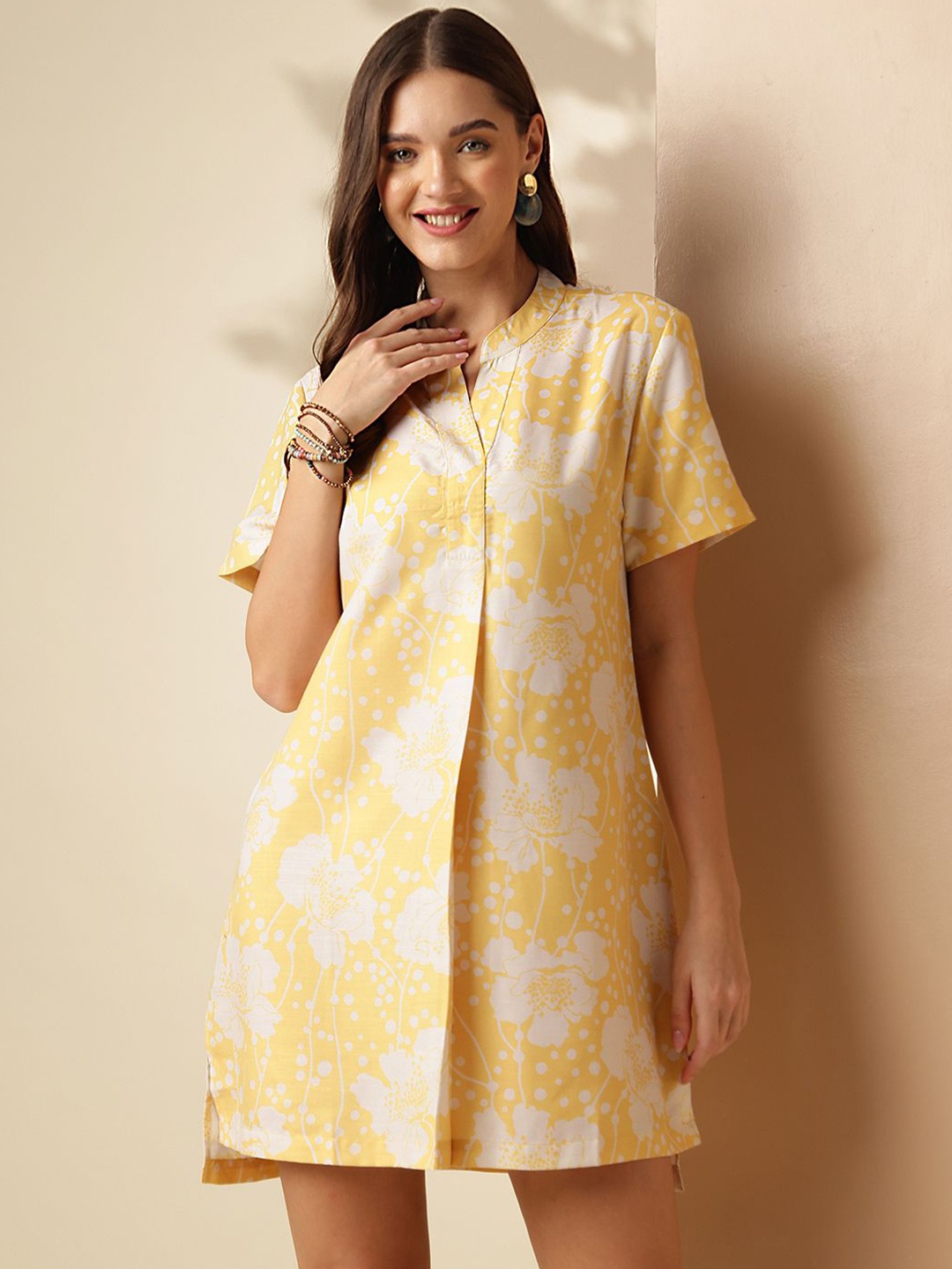 

Anouk Women Floral Printed A-Line Above Knee Dress, Yellow