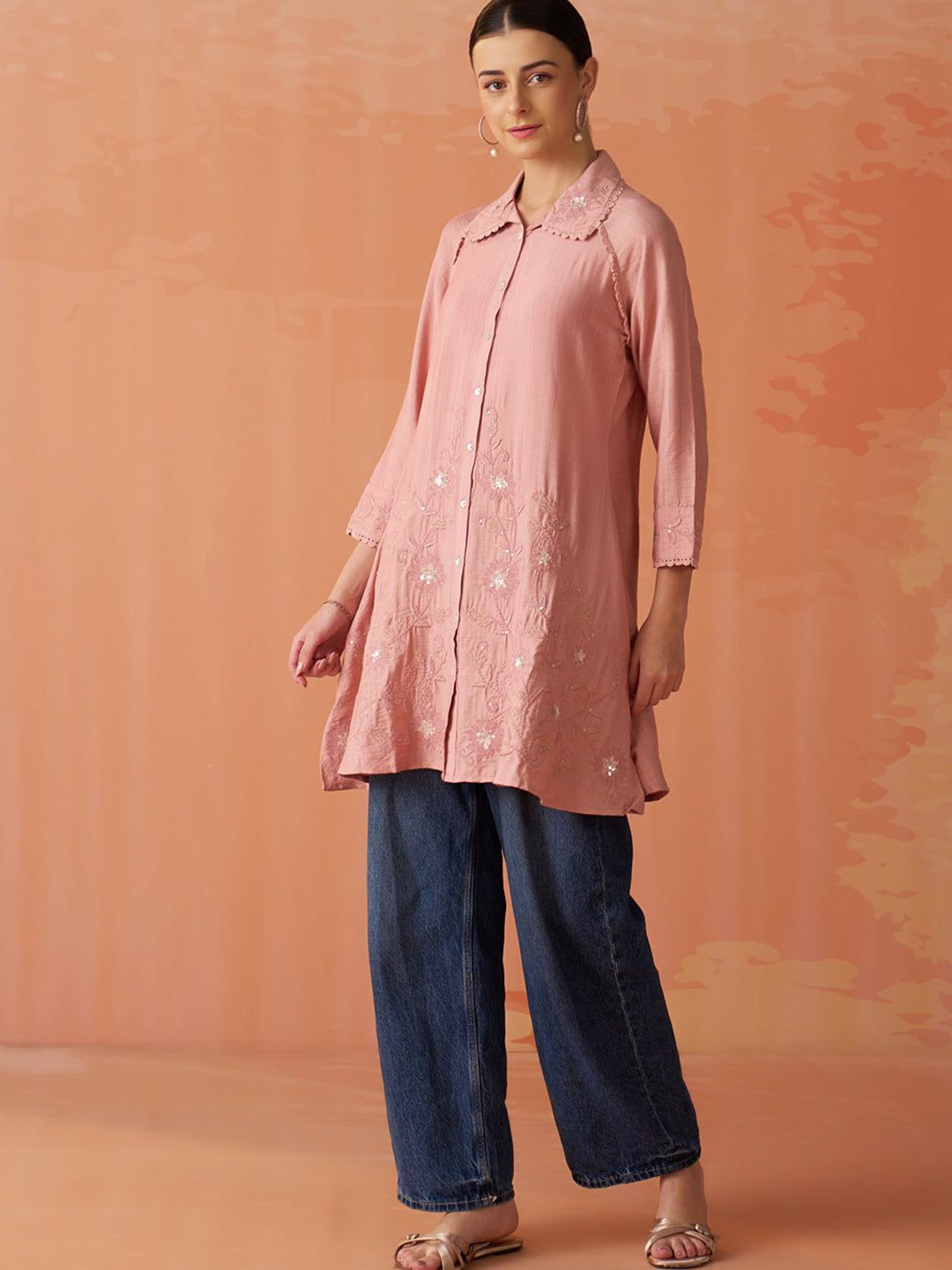

Lakshita Floral Embroidered Shirt Collar Sequinned A-Line Kurta, Pink