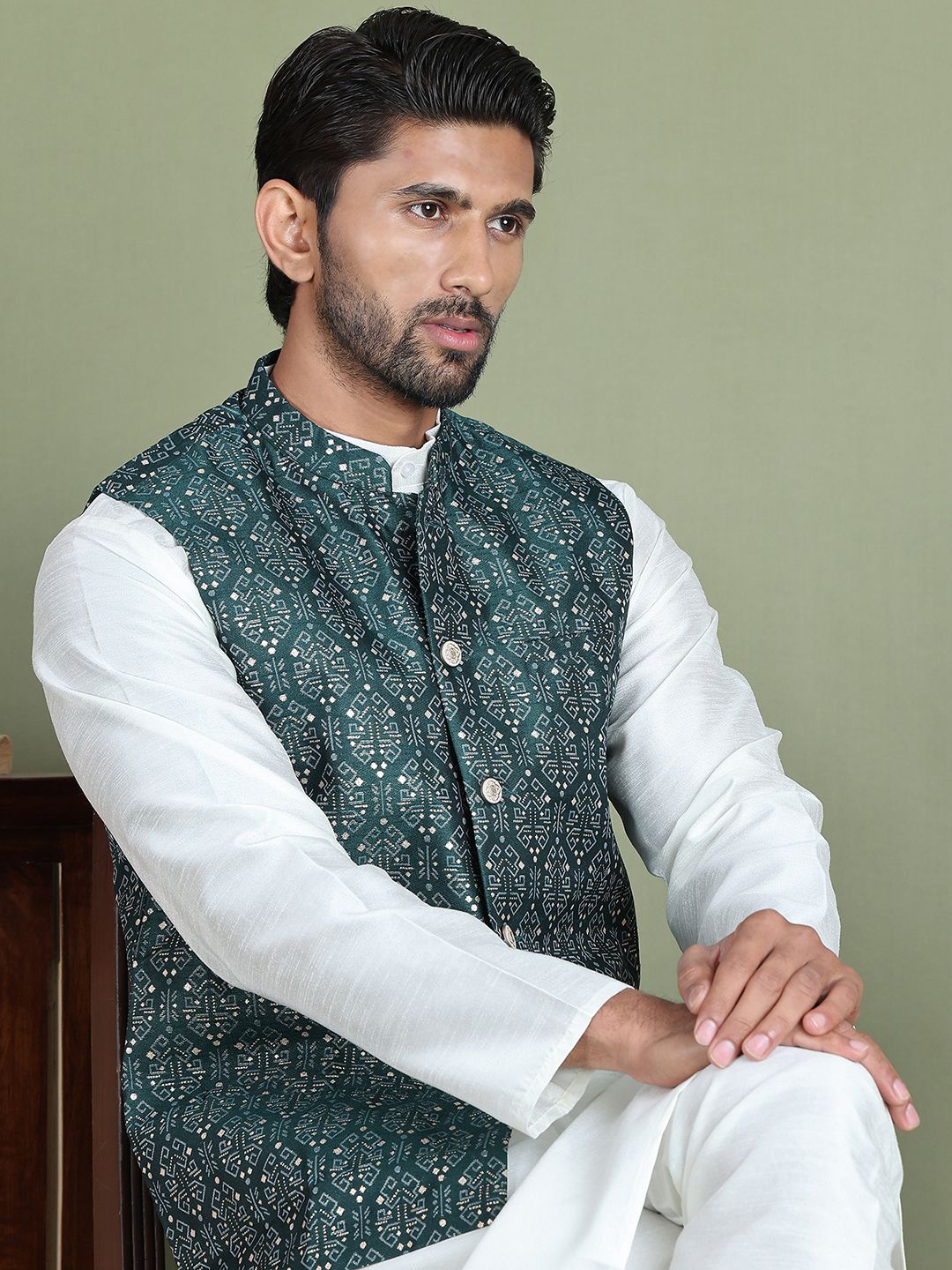 

Jompers Men Printed Nehru Jacket, Green